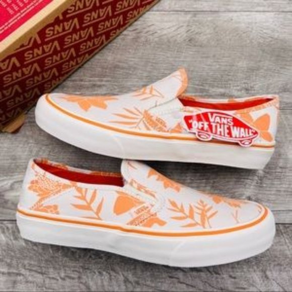 Vans Shoes - Vans Classic Slip-On Sf Island Floral